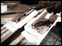 Kopfplattenfurnier ausgießen